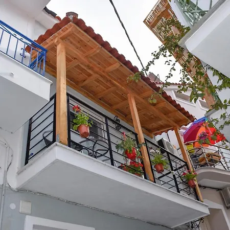 Klaidis House 2 Floor Apartment Skiathos Town Exterior photo